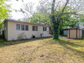 1102 Southwood RD, Austin TX 78704