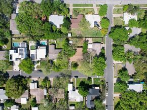 1102 Southwood RD, Austin TX 78704