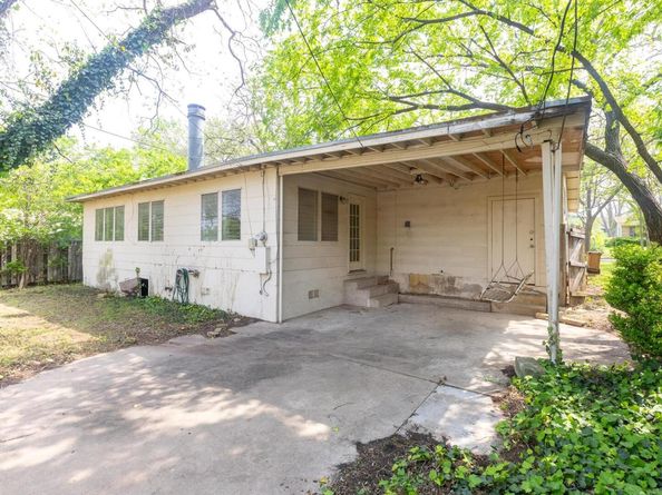 1102 Southwood RD, Austin TX 78704
