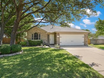 1301 Canna Lily LN