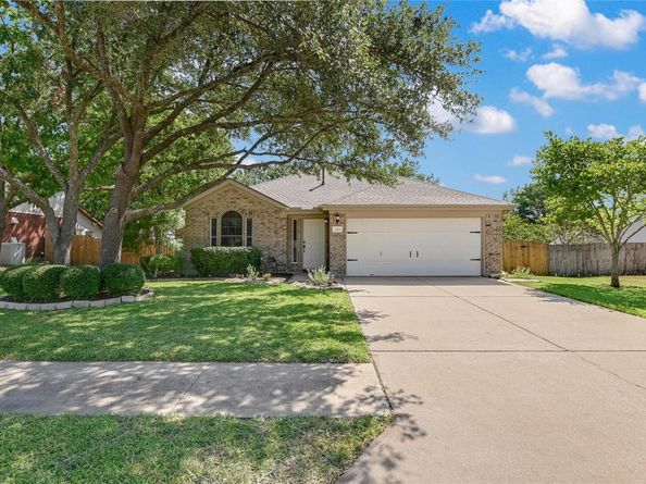 1301 Canna Lily LN, Pflugerville TX 78660