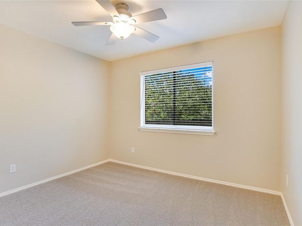 1301 Canna Lily LN, Pflugerville TX 78660
