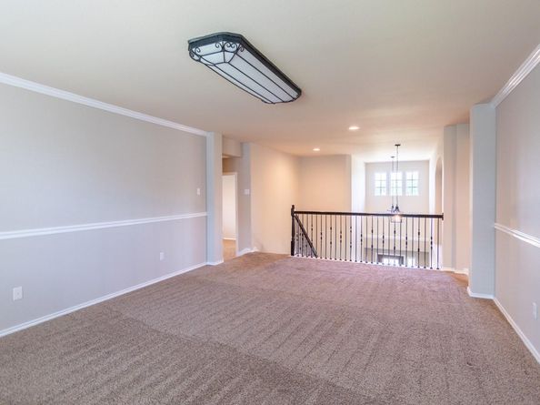 2538 Ravenwood DR, Round Rock TX 78665