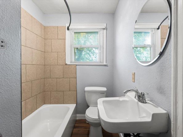 2804 Breeze TER, Austin TX 78722