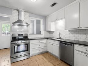 2804 Breeze TER, Austin TX 78722