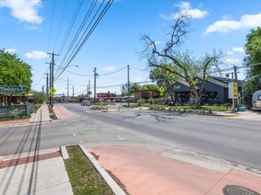 2804 Breeze TER, Austin TX 78722