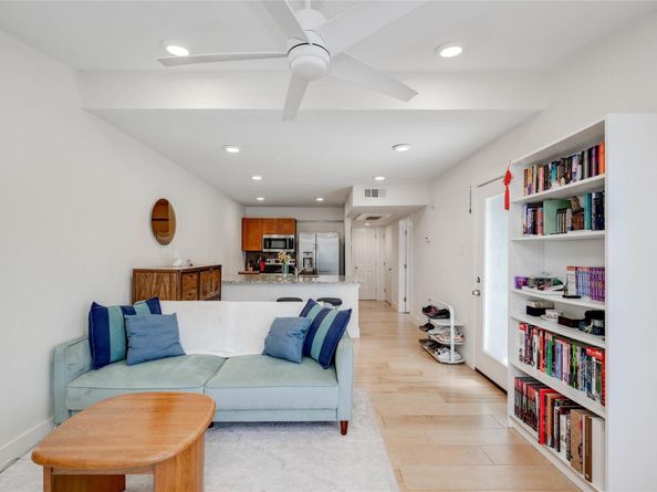 909 Reinli ST 222, Austin TX 78751