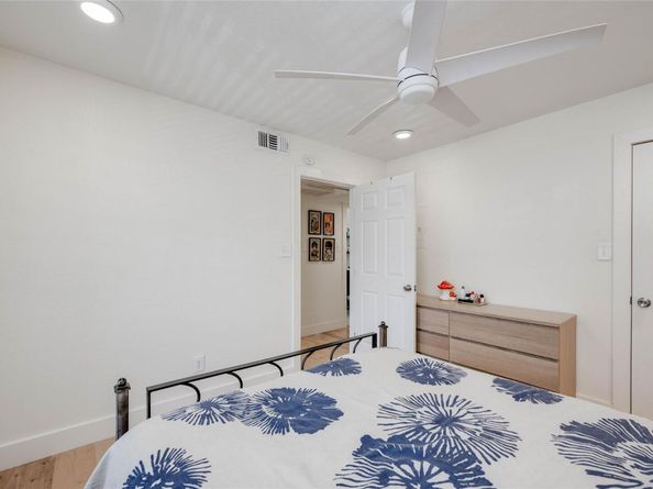 909 Reinli ST 222, Austin TX 78751