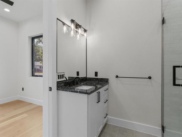 818 Stark ST A, Austin TX 78756