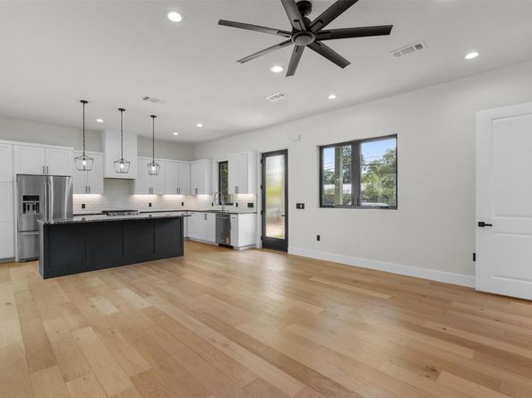 818 Stark ST A, Austin TX 78756