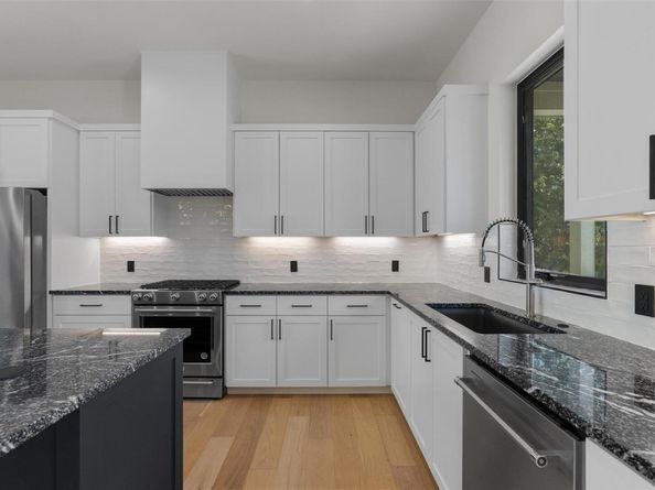 818 Stark ST A, Austin TX 78756