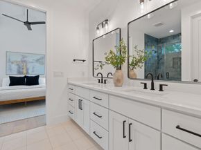 3412 Blumie ST 1, Austin TX 78745