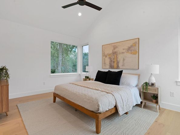 3412 Blumie ST 1, Austin TX 78745