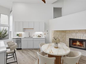 1 Crystal Springs CT G, The Hills TX 78738