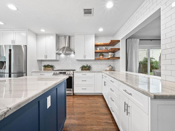 7041 Ridge Oak RD, Austin TX 78749
