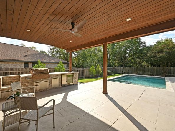 7041 Ridge Oak RD, Austin TX 78749