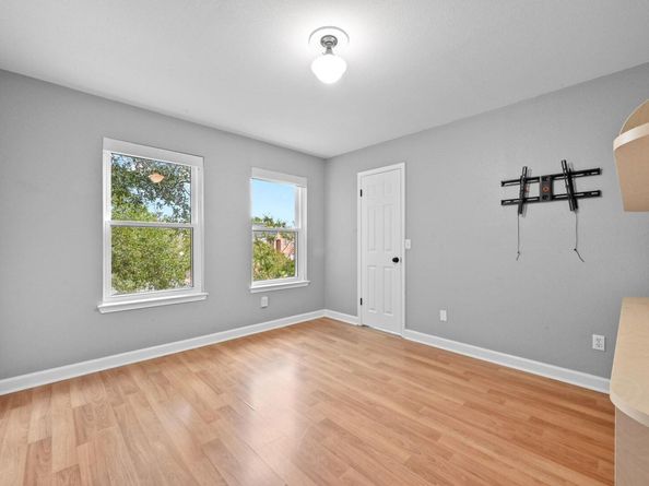 7041 Ridge Oak RD, Austin TX 78749