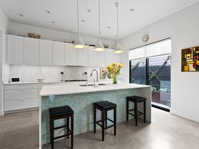 402 Crockett ST, Austin TX 78704