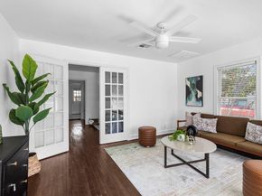 906 Capitol CT A, Austin TX 78756