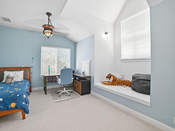 500 Konstanty CIR, West Lake Hills TX 78746