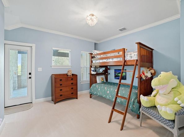 500 Konstanty CIR, West Lake Hills TX 78746