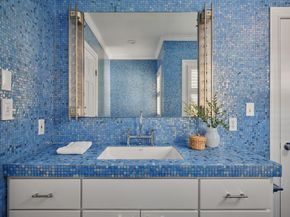 2412 Jarratt Ave, Austin TX 78703