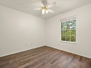 6042 Almelo DR, Round Rock TX 78681