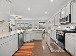 184 Lenera DR, Liberty Hill TX 78642