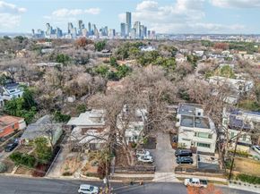 1114 Mariposa DR B, Austin TX 78704