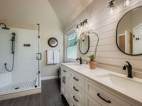 2600 Winding Brook DR, Austin TX 78748