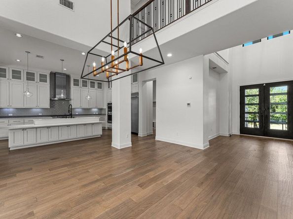 406 Woodside TER, Austin TX 78738