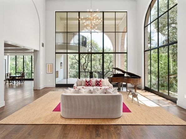 4500 River Wood CT, Austin TX 78731