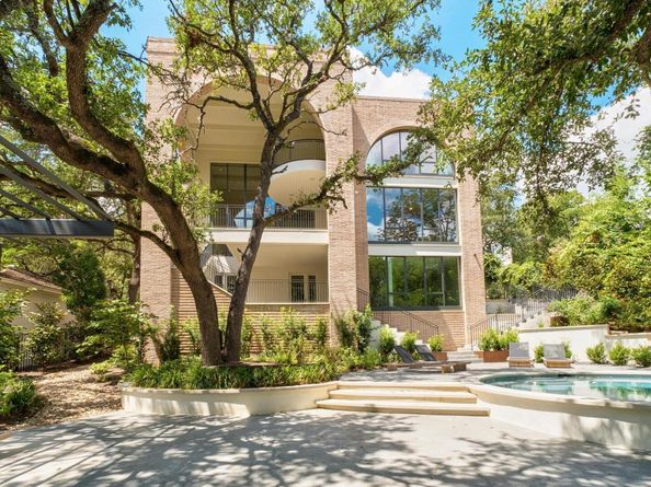 4500 River Wood CT, Austin TX 78731