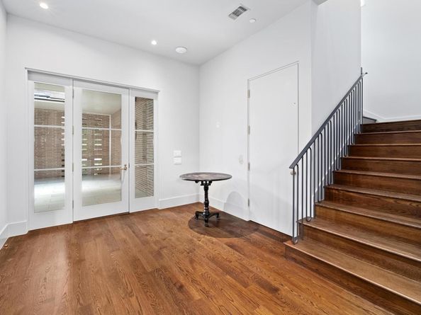 4500 River Wood CT, Austin TX 78731