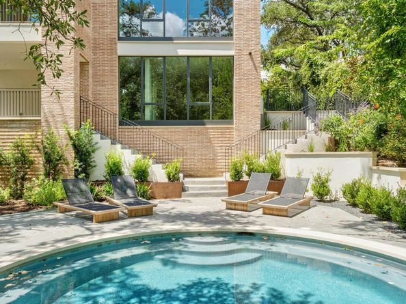 4500 River Wood CT, Austin TX 78731