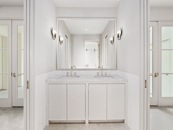 4500 River Wood CT, Austin TX 78731