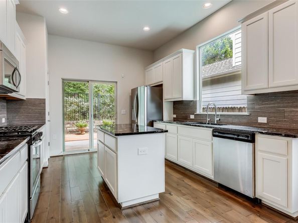 12109 Cottage Promenade CT, Austin TX 78753