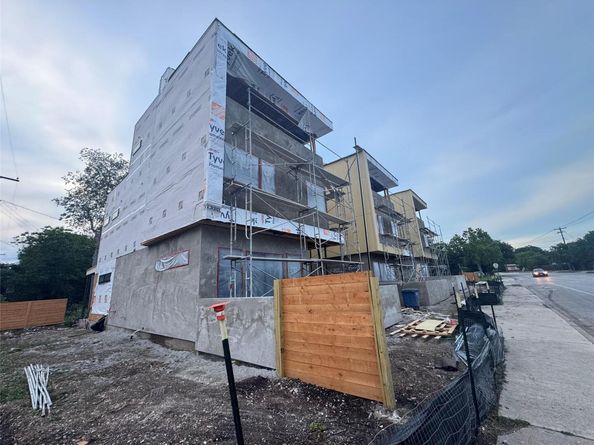 7414 W Guadalupe Street 1, Austin TX 78752