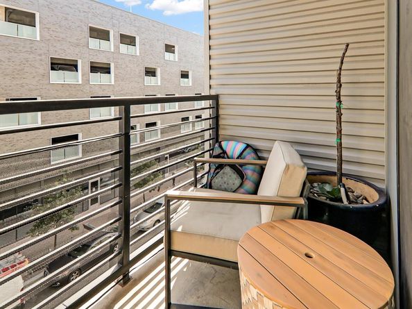 1701 Simond Ave 304, Austin TX 78723