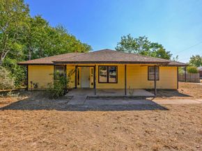 7605 Wood Cliff DR, Austin TX 78745