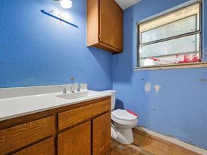 7605 Wood Cliff DR, Austin TX 78745