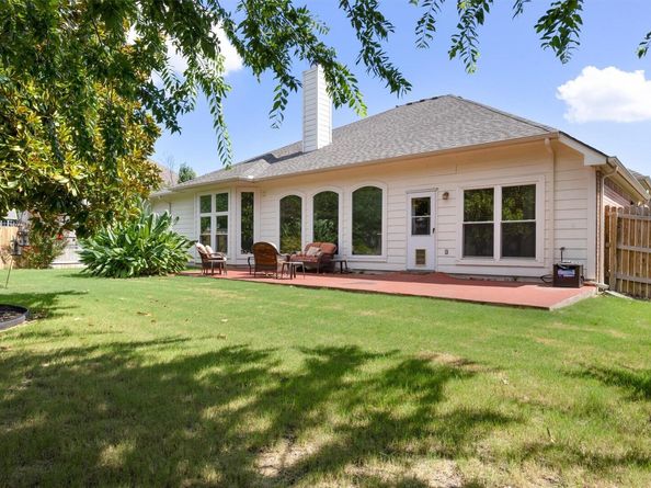 2204 Chincho DR, Pflugerville TX 78660