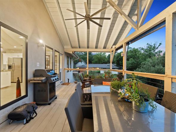 8900 Rockcrest DR, Austin TX 78759