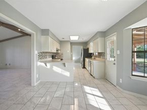 3 Fairview DR, Round Rock TX 78665