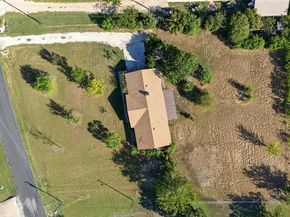 3 Fairview DR, Round Rock TX 78665