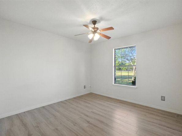 3 Fairview DR, Round Rock TX 78665