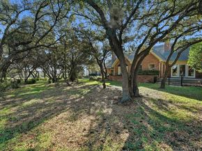 28 Tournament WAY, The Hills TX 78738