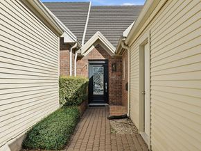 28 Tournament WAY, The Hills TX 78738