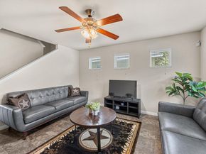 4520 Graceful LN 489, Austin TX 78725