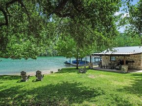 2305 Manana ST, Austin TX 78730